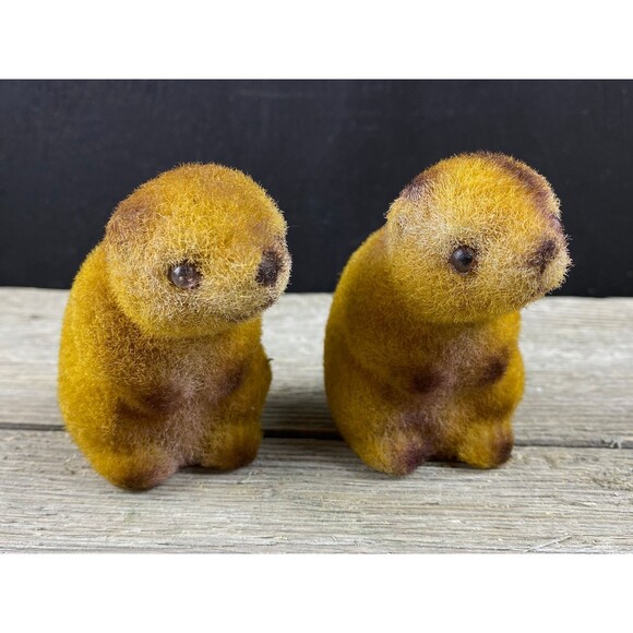 Vintage Flocked Chipmunks Set of 2 Naturecore Cottagecore Made in Hong Kong - Picture 5 of 10